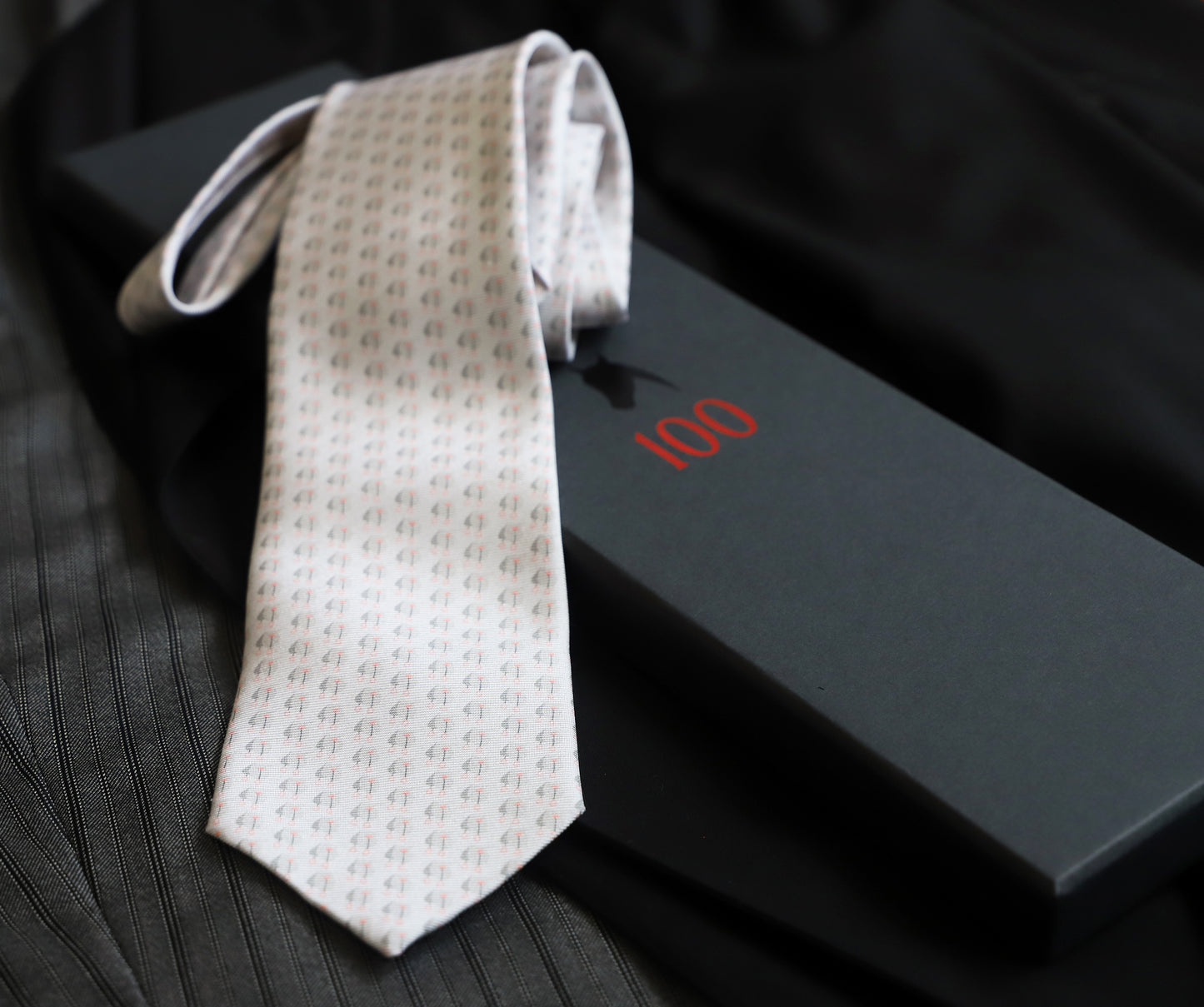 SADDLE PRINT SILK TIE